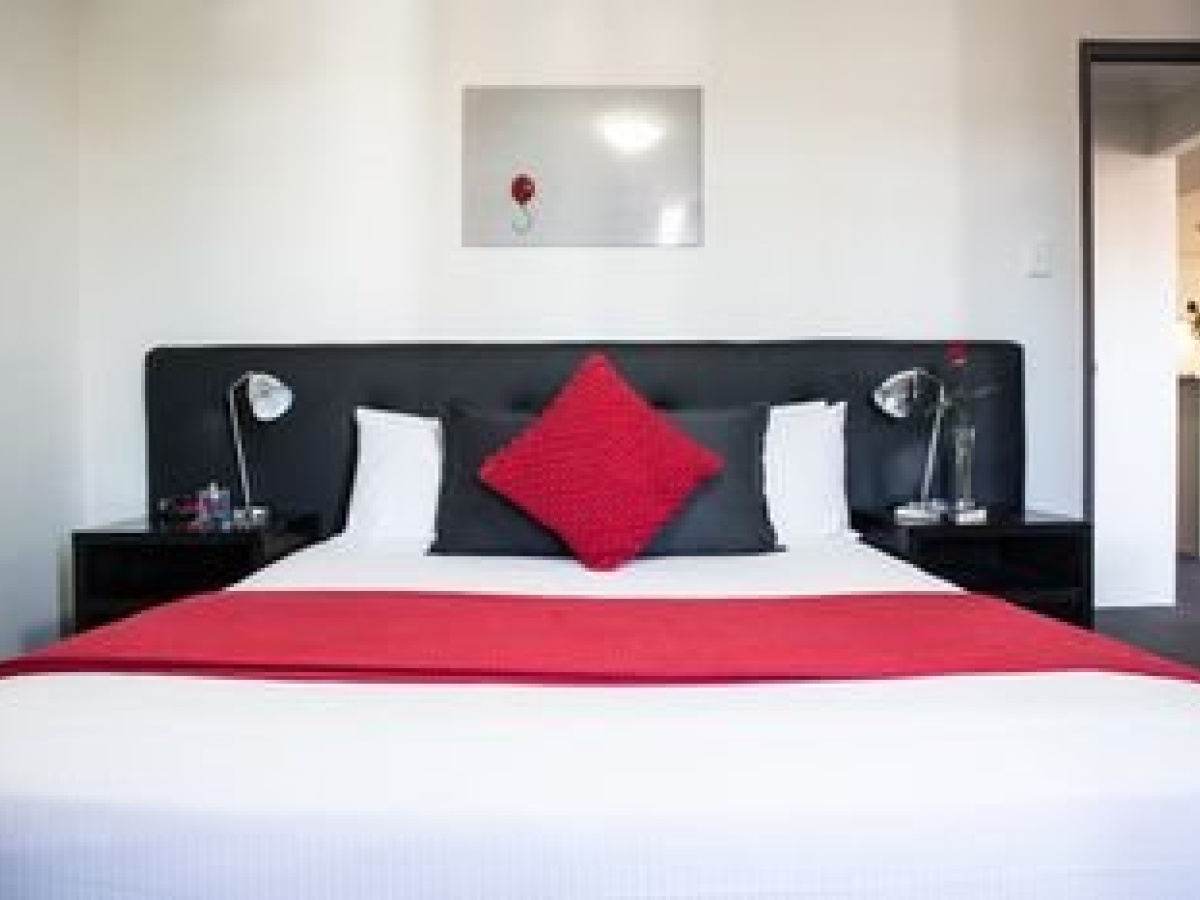 Best Western Plus Camperdown Suites