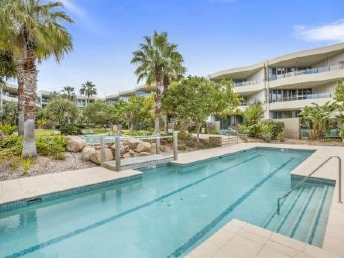 Cottesloe Sakura Blue Apartment
