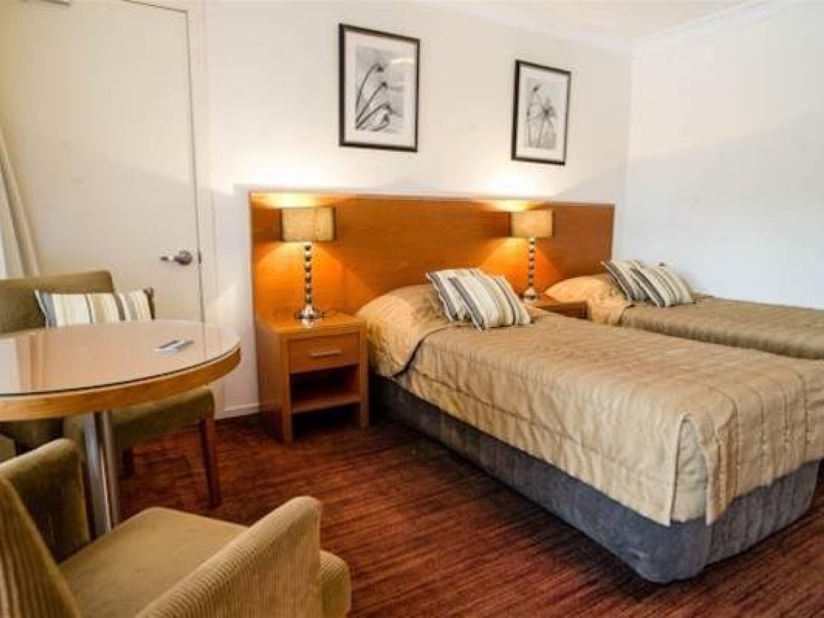 The Grapevine Motel