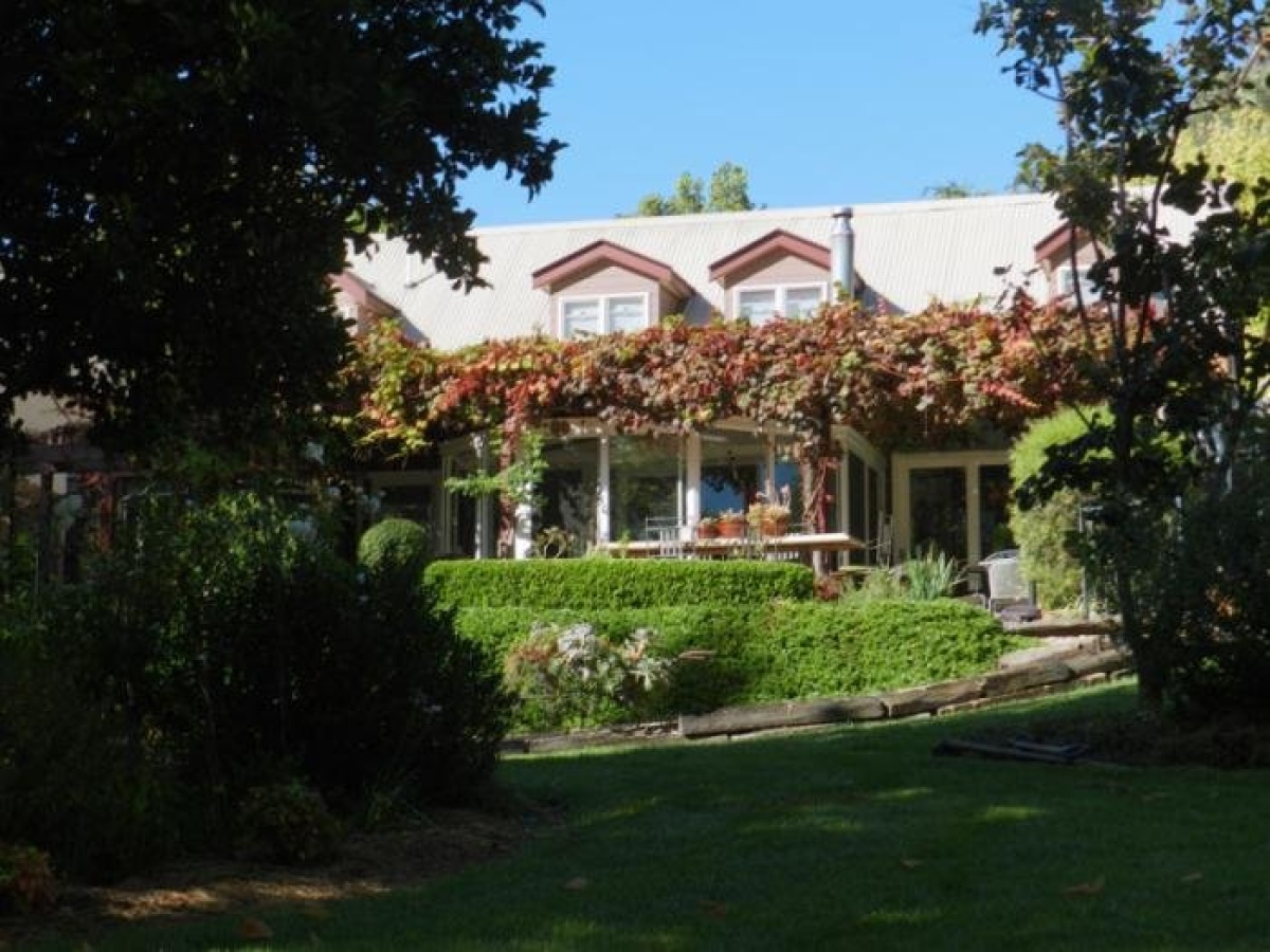 Evanslea Bed and Breakfast
