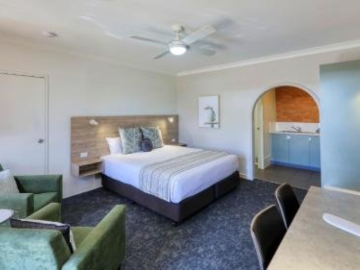 Hamilton’s Henry Parkes Motor Inn