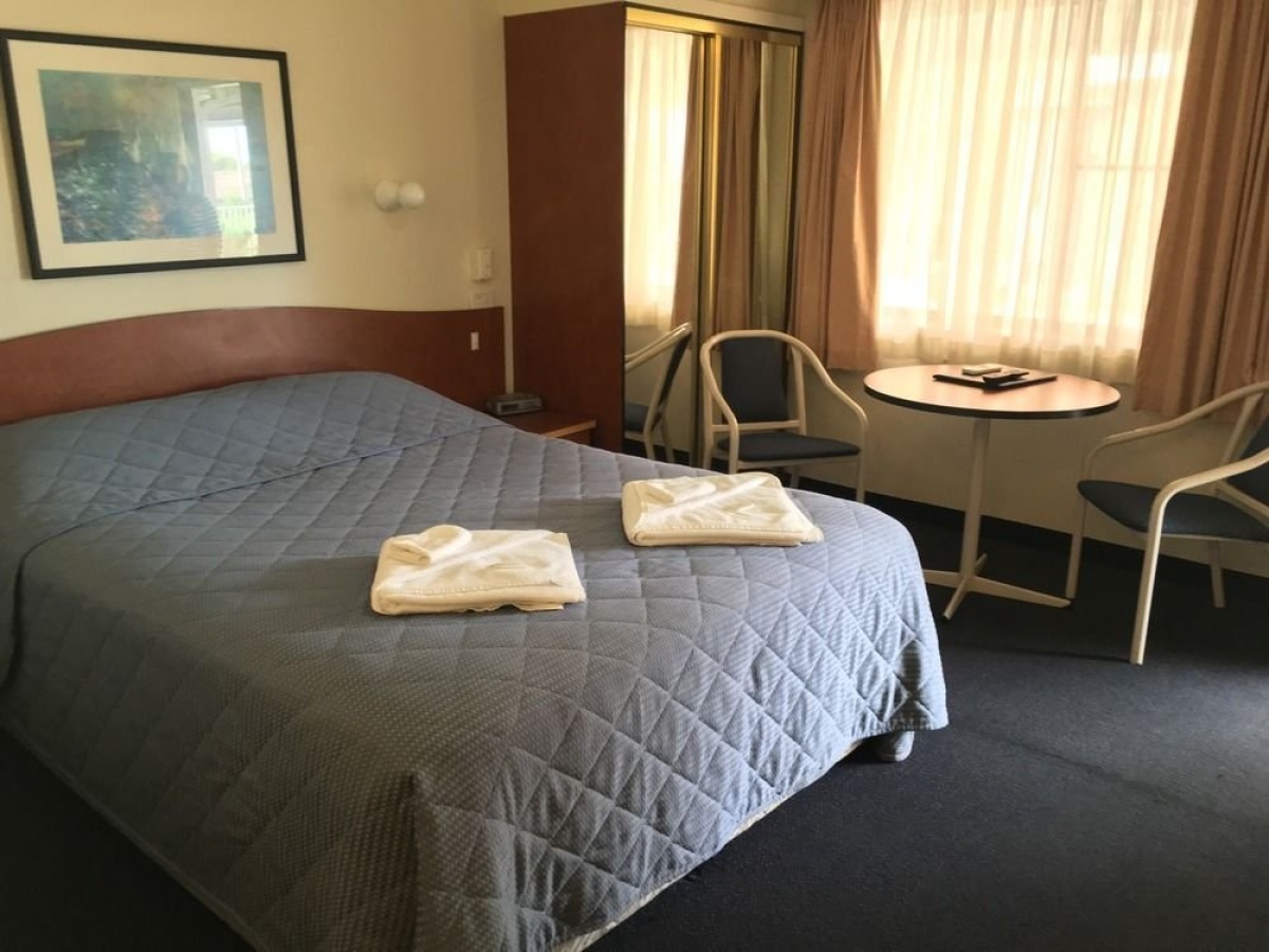 Town and Country Motel