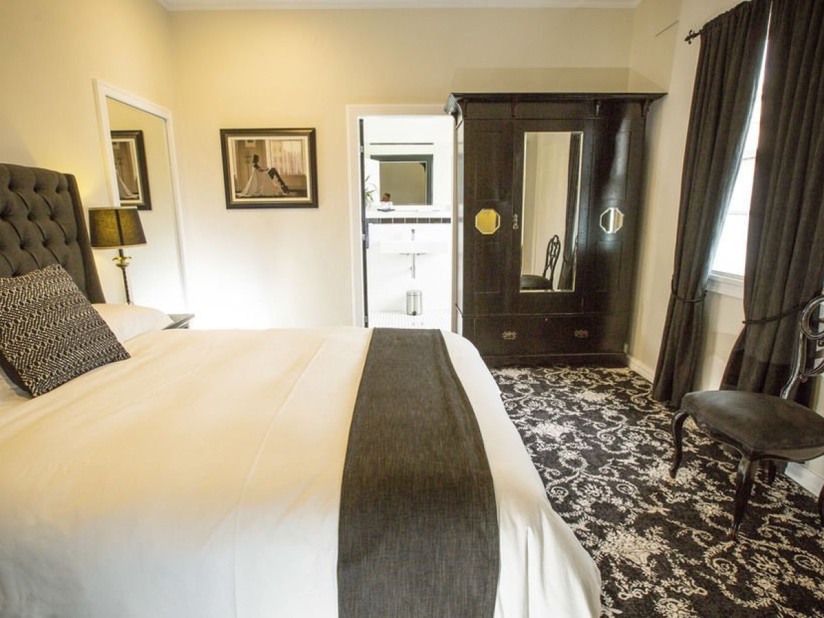 The Commercial Boutique Hotel