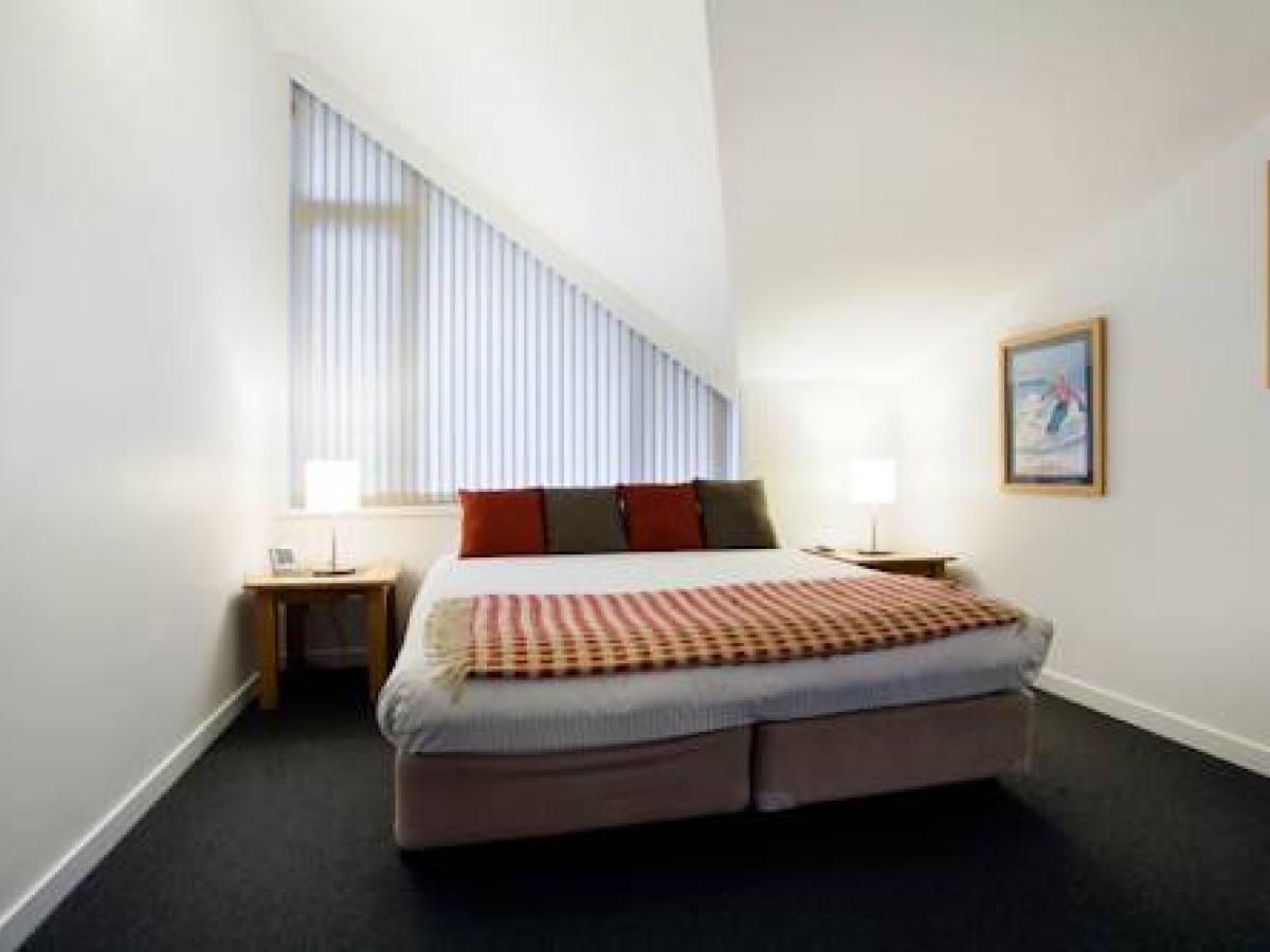 Snowgoose Apartments