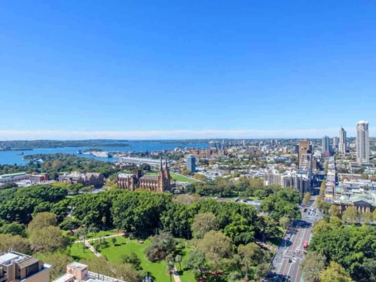 AMAZING! LUXURY CBD APT WITH SKYLINE VIEWS