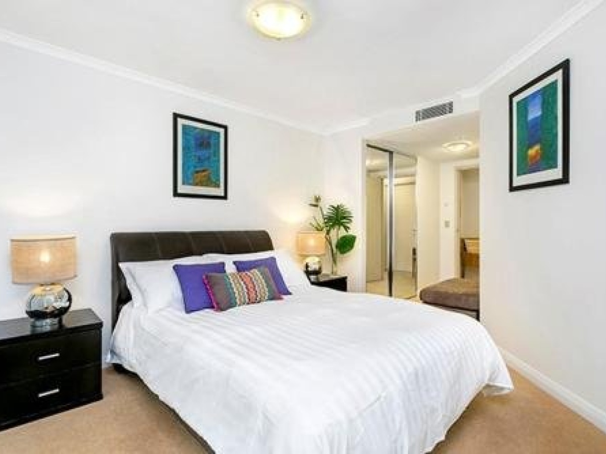 One Bedroom Apartment Help Street IV(HELP7)