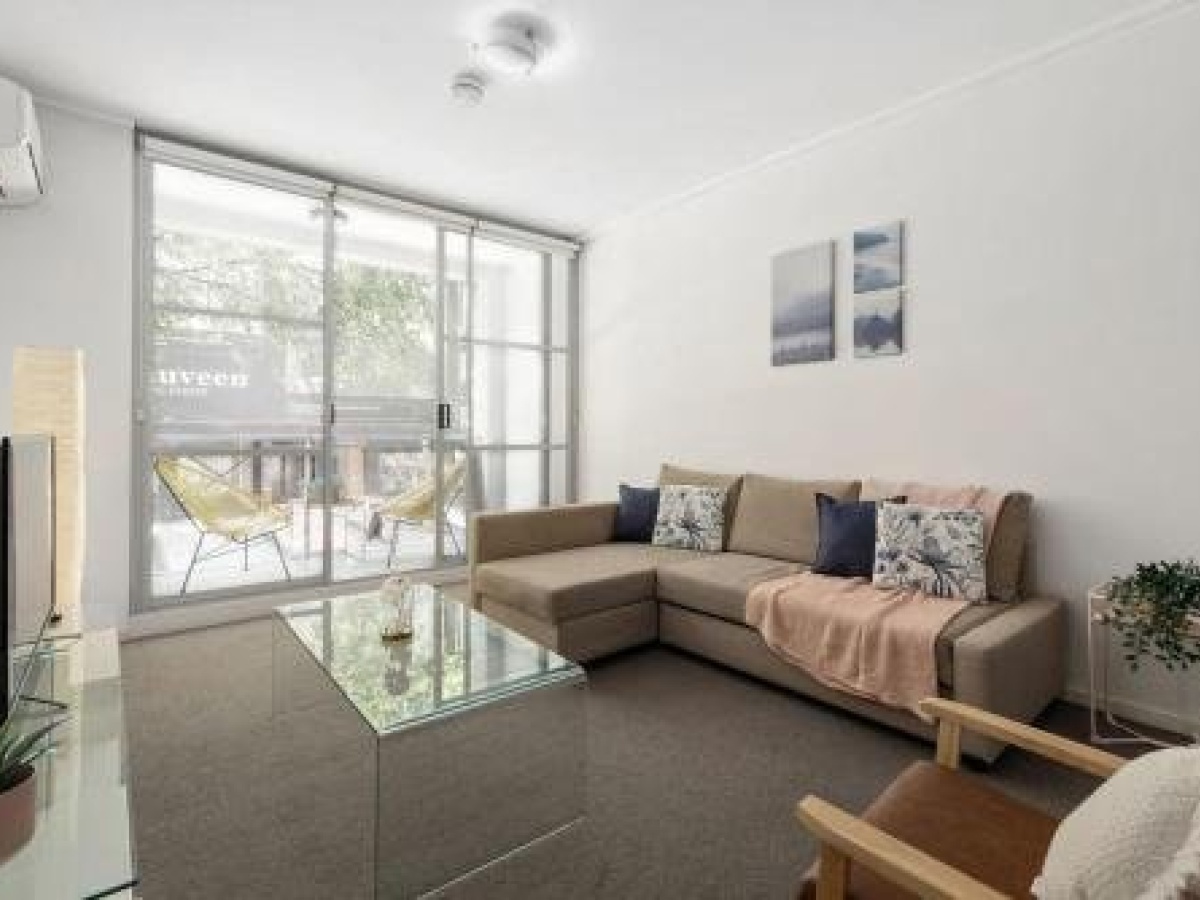 A Modern & Cozy Studio Next to Darling Harbour