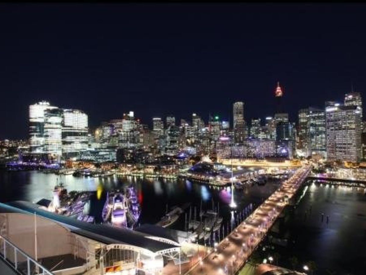 3 Bedroom Darling Harbour Apartment
