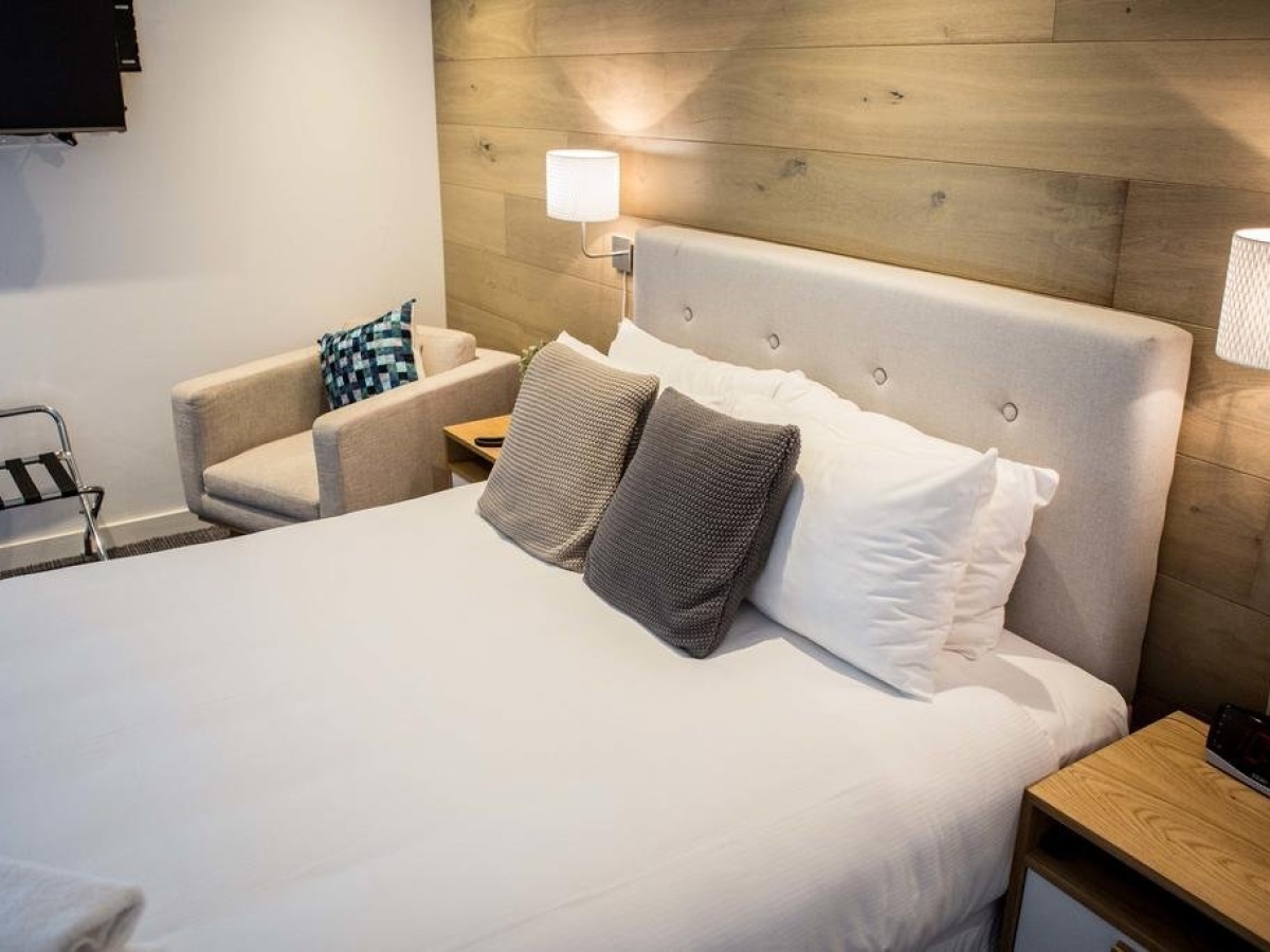 Crown Hotel Surry Hills