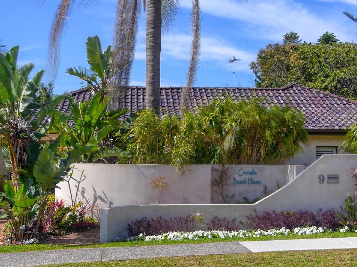 Cronulla Beach House Bed & Breakfast
