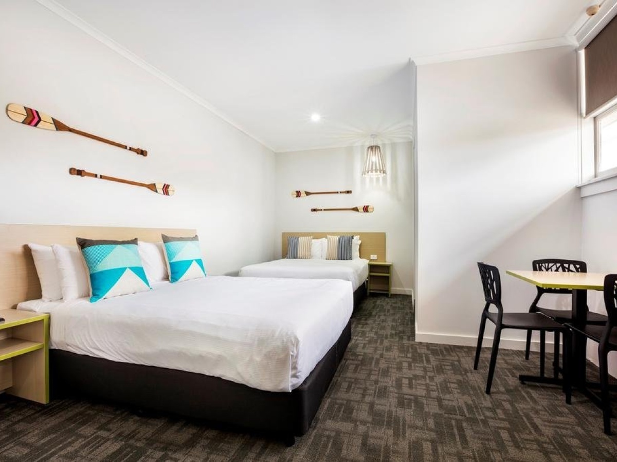 Nightcap at Caringbah Hotel, Caringbah