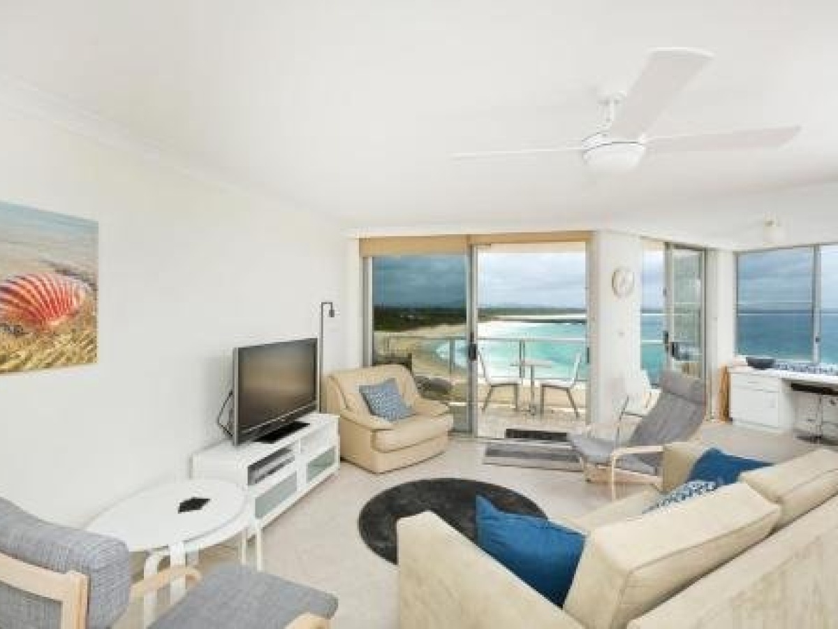 Beachpoint, Unit 501, 28 North Street