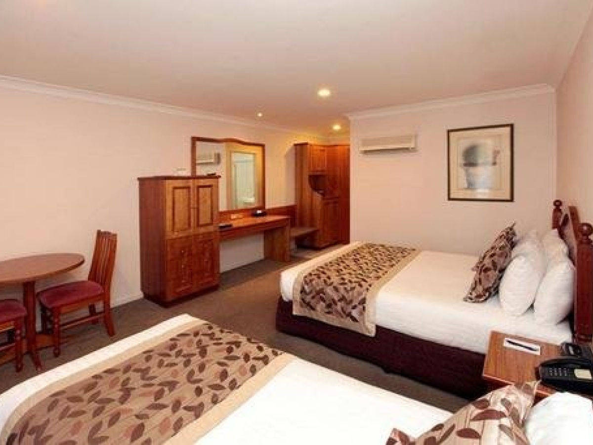 Best Western Ambassador Motor Inn & Apartments