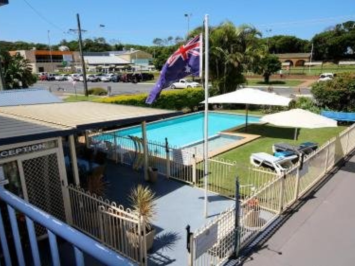 Beachlander Holiday Apartments