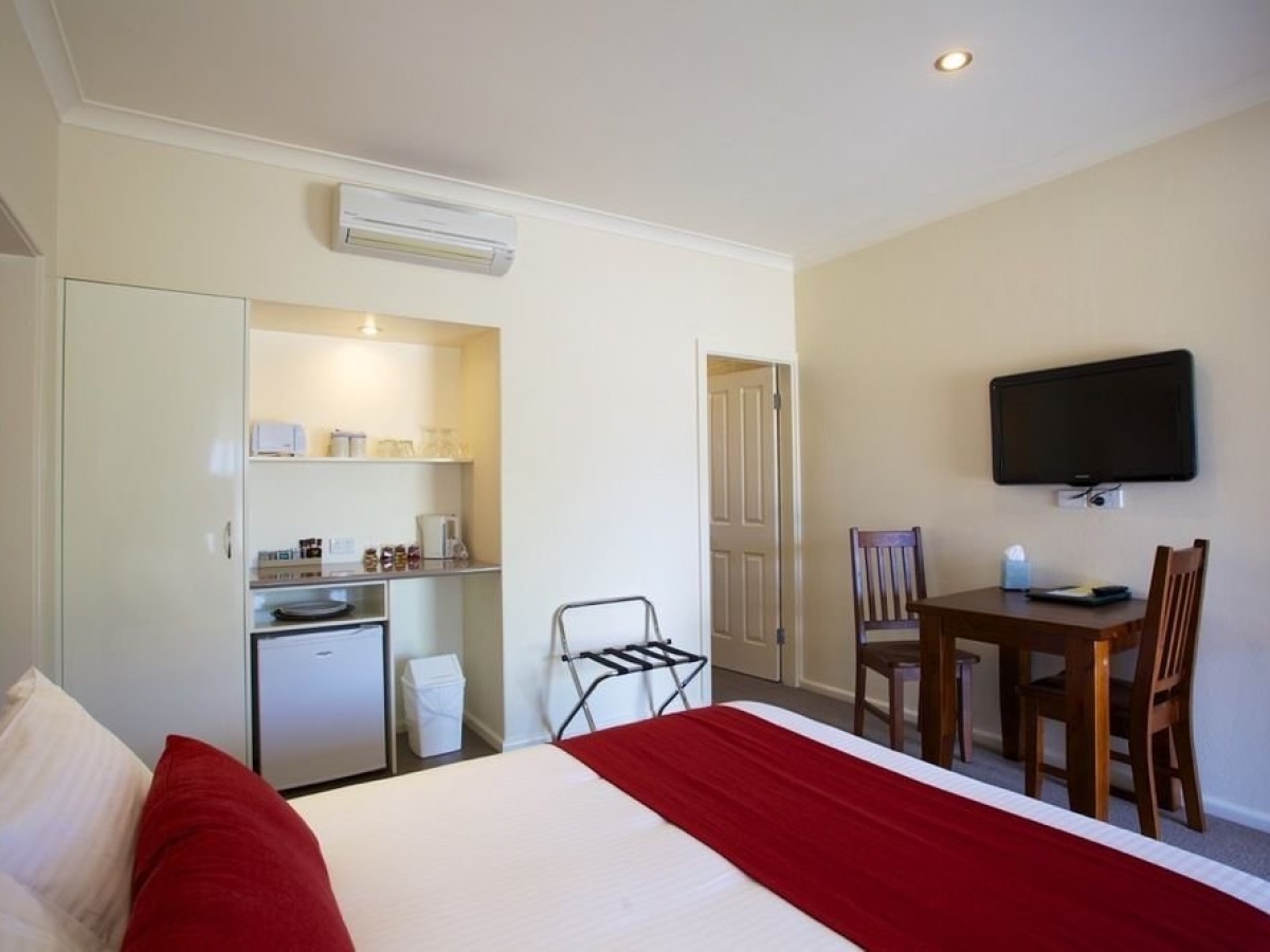 Amaroo Motel