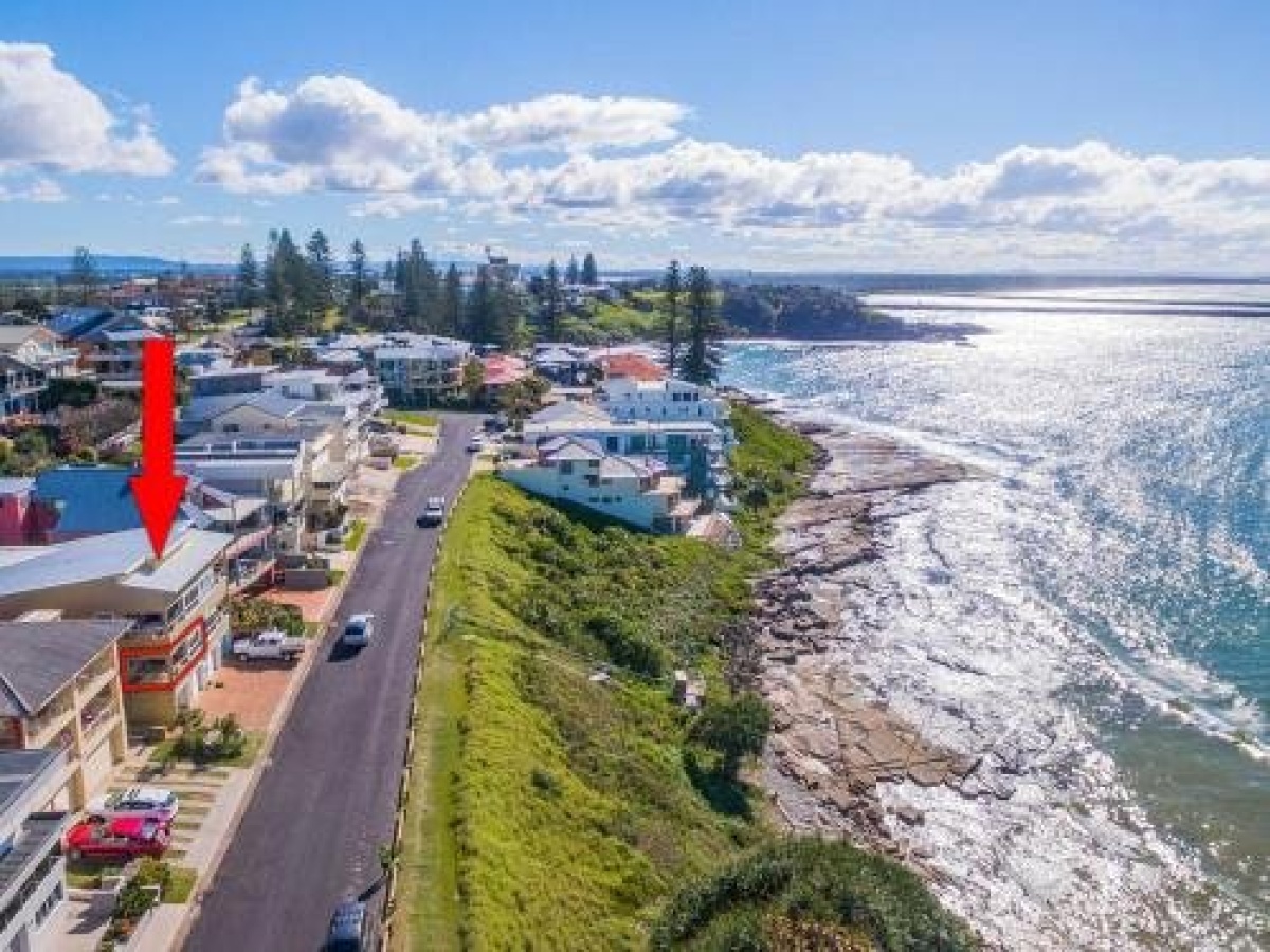 Avalon 1 – overlooking beautiful Convent Beach