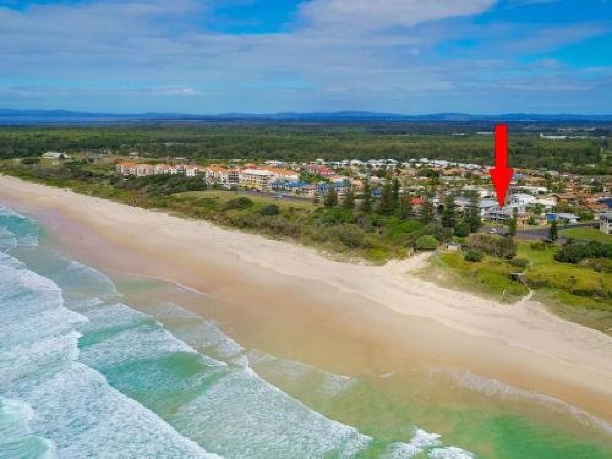 Blue Pacific 2 – Across the road from Pippi Beach
