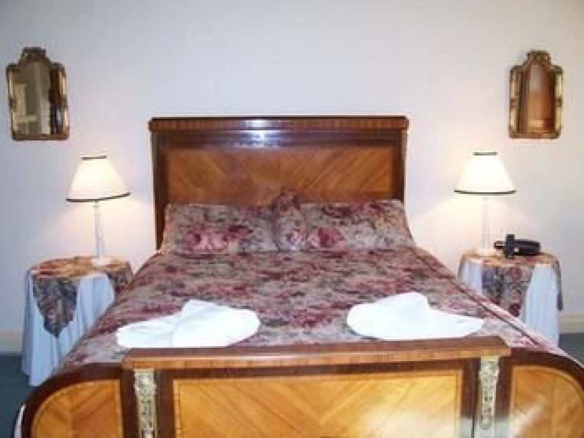 Linfield Cottage