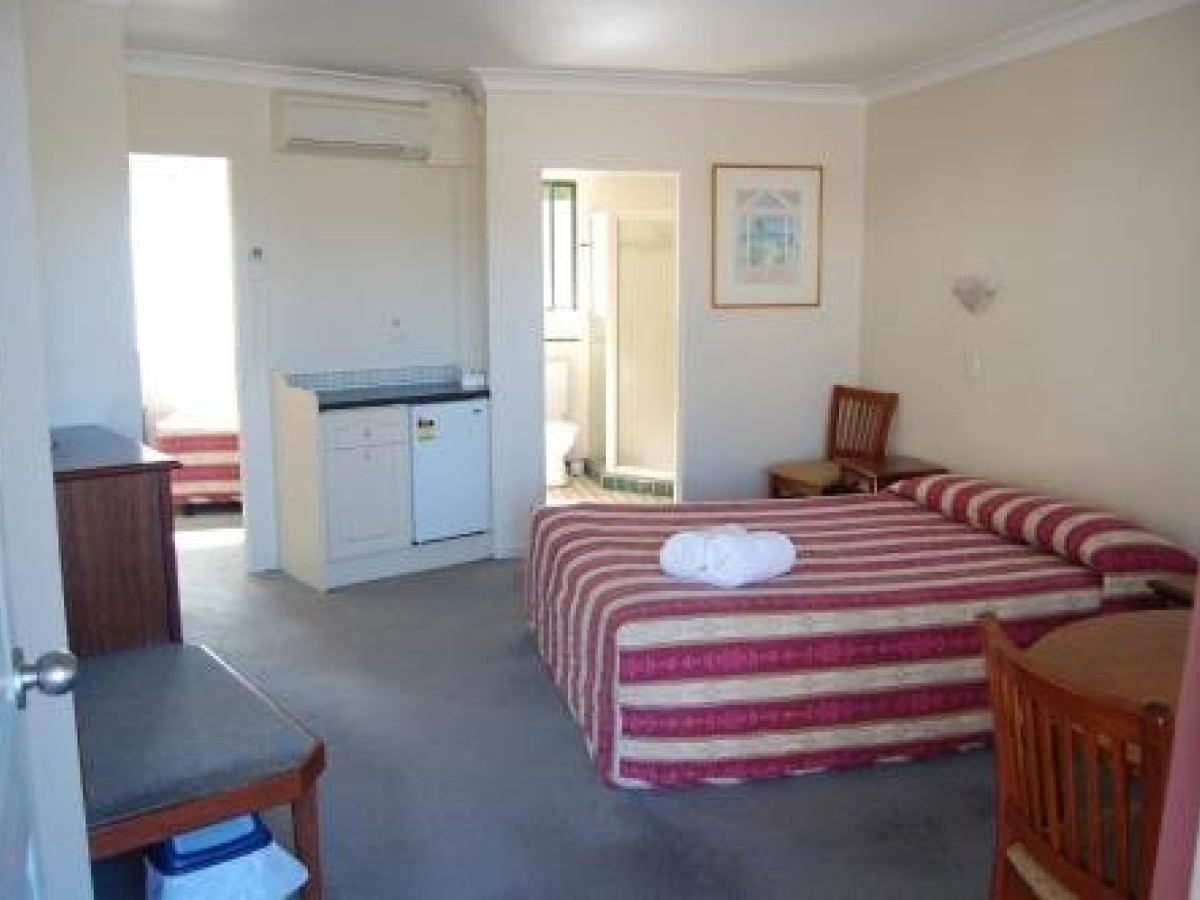 Elite Motor Inn