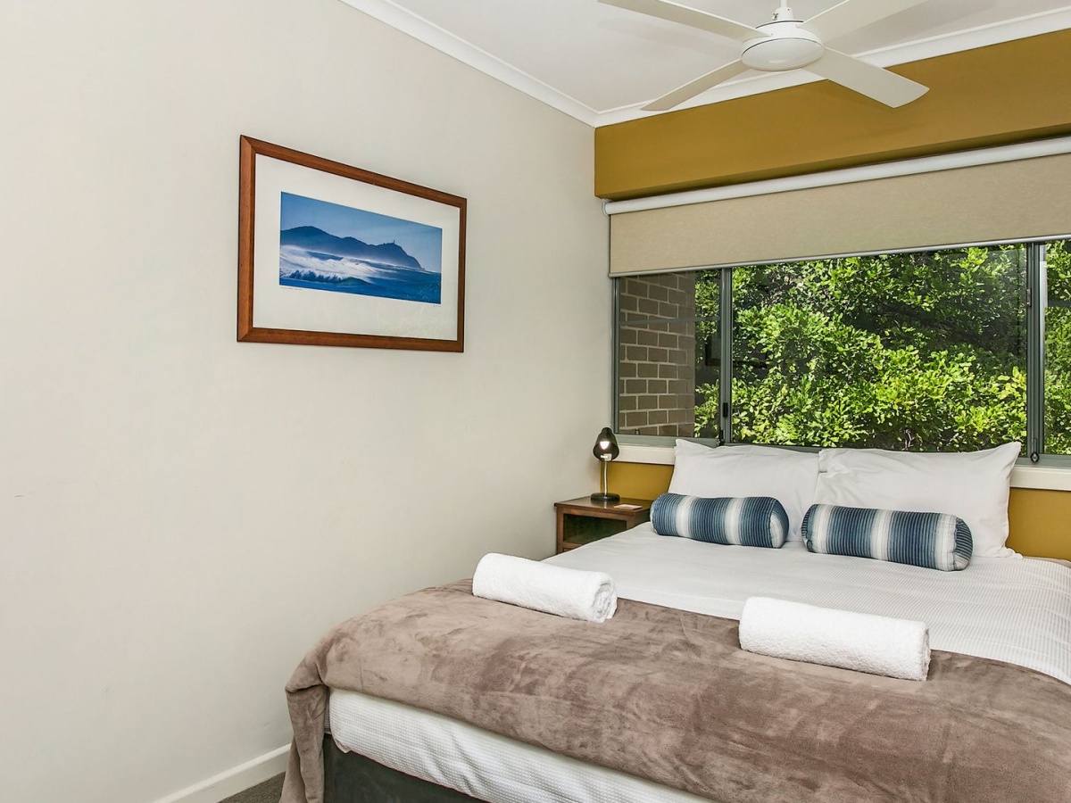 7 James Cook Apartments