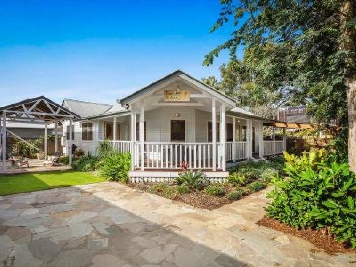 A PERFECT STAY – Barefoot Lane