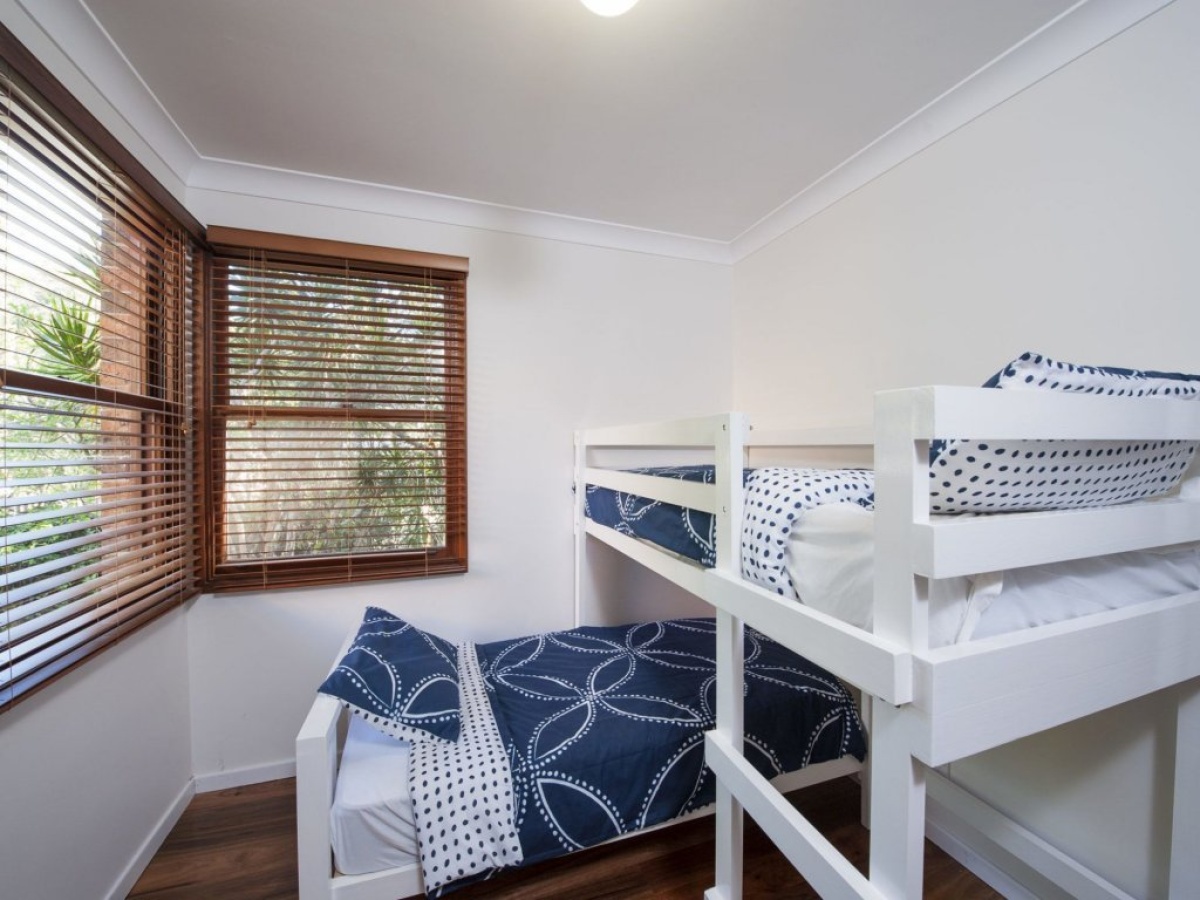 Barefoot Beach House – Shoal Bay