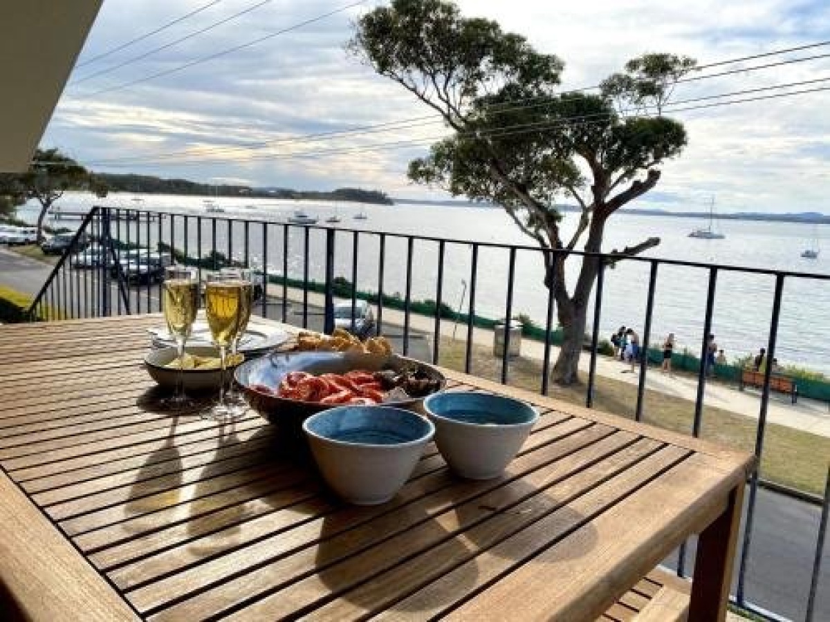 6 ‘SHOAL TOWERS’, 11 SHOAL BAY RD – STUNNING WATER VIEWS & PERFECT LOCATION