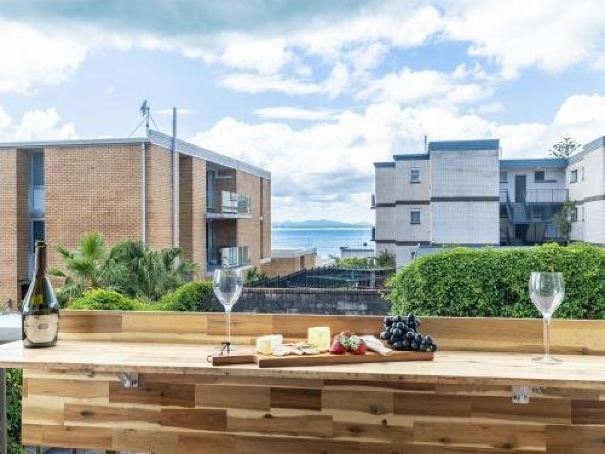1 ‘BAHIA’, 47 RONALD AVE GREAT LOCATION WITH FILTERED WATER VIEWS