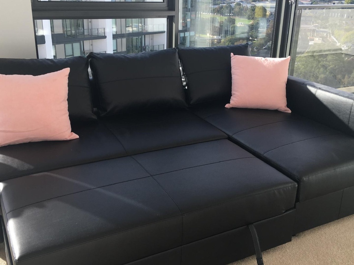 Panoramic views in luxurious brand new apartment