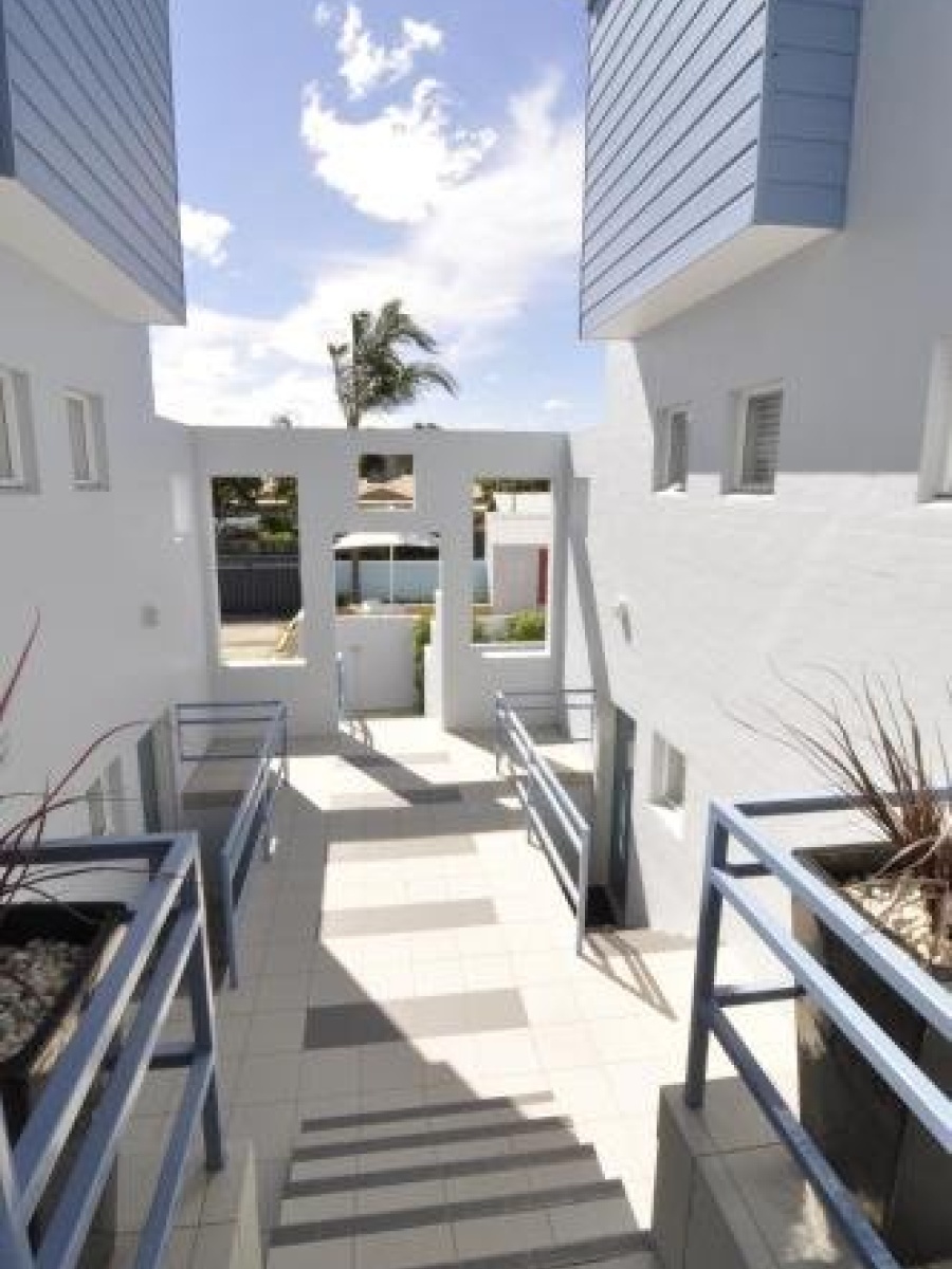 Bluedock Apartments
