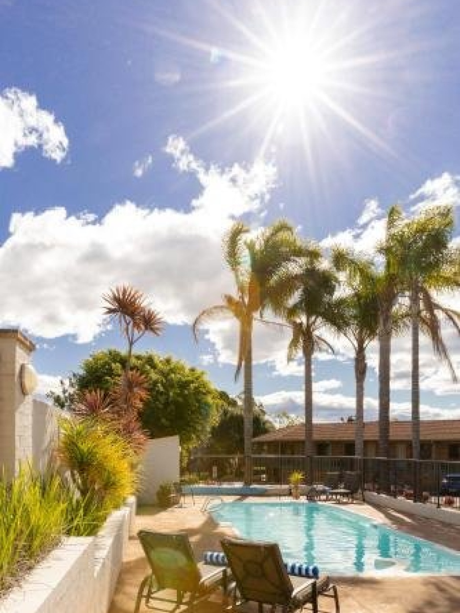 Sunseeker Motor Inn