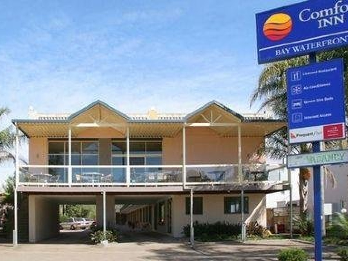 Bay Executive Motel