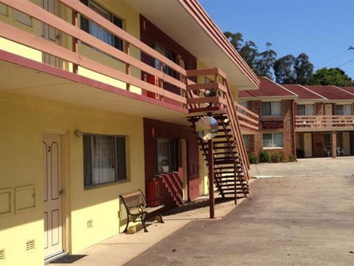 Beach Drive Motel