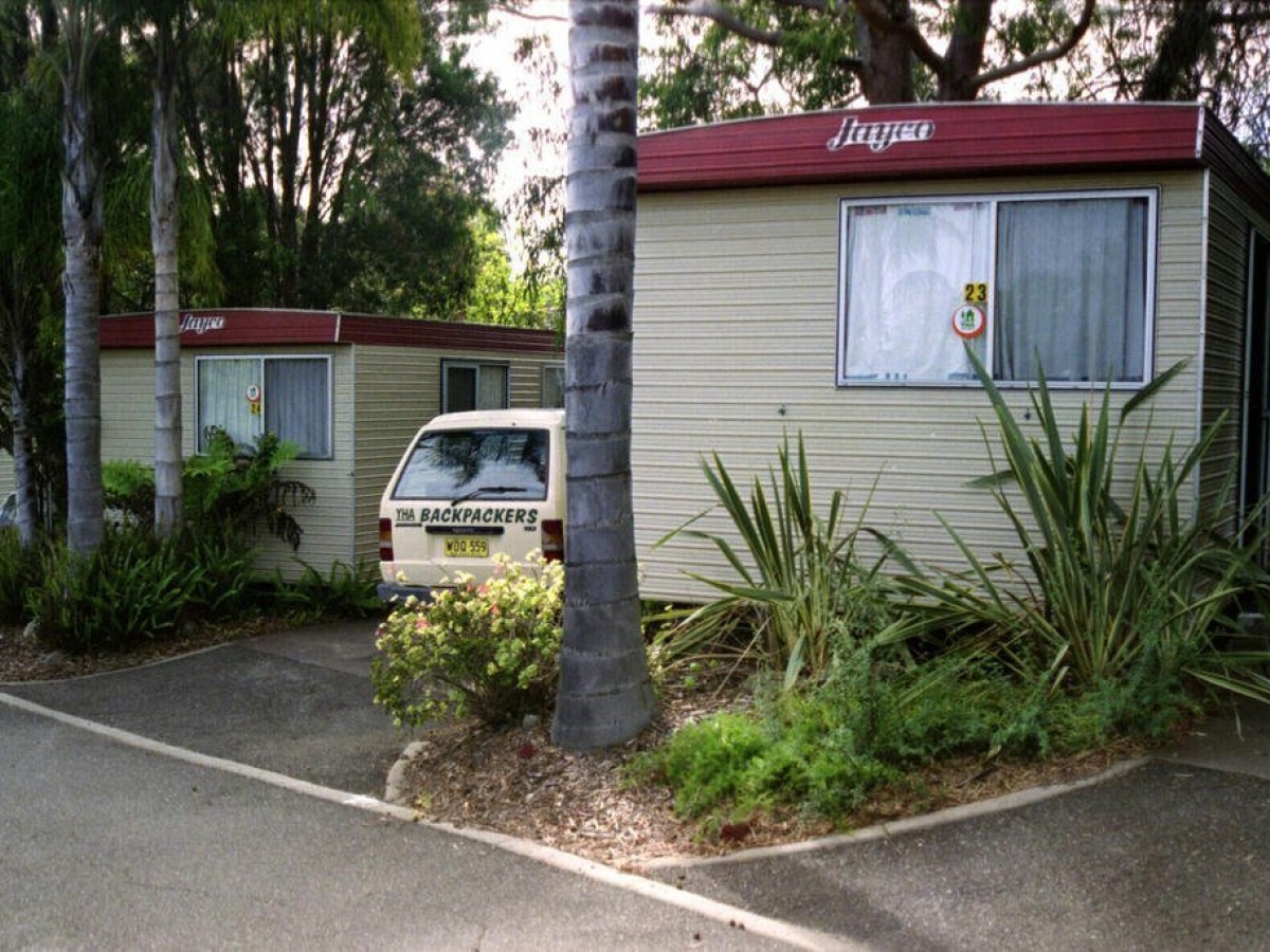 Batemans Bay Holiday Park & YHA
