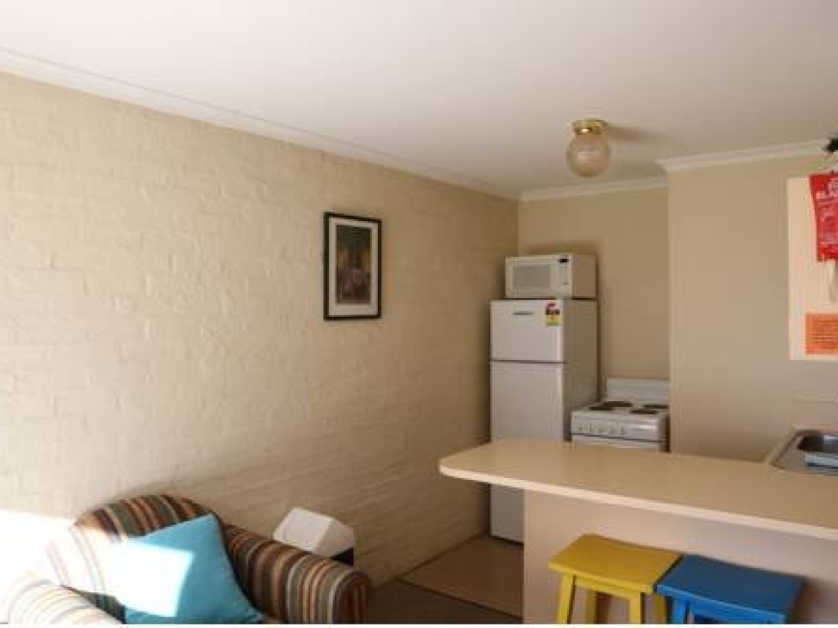 Elphin Serviced Apartments