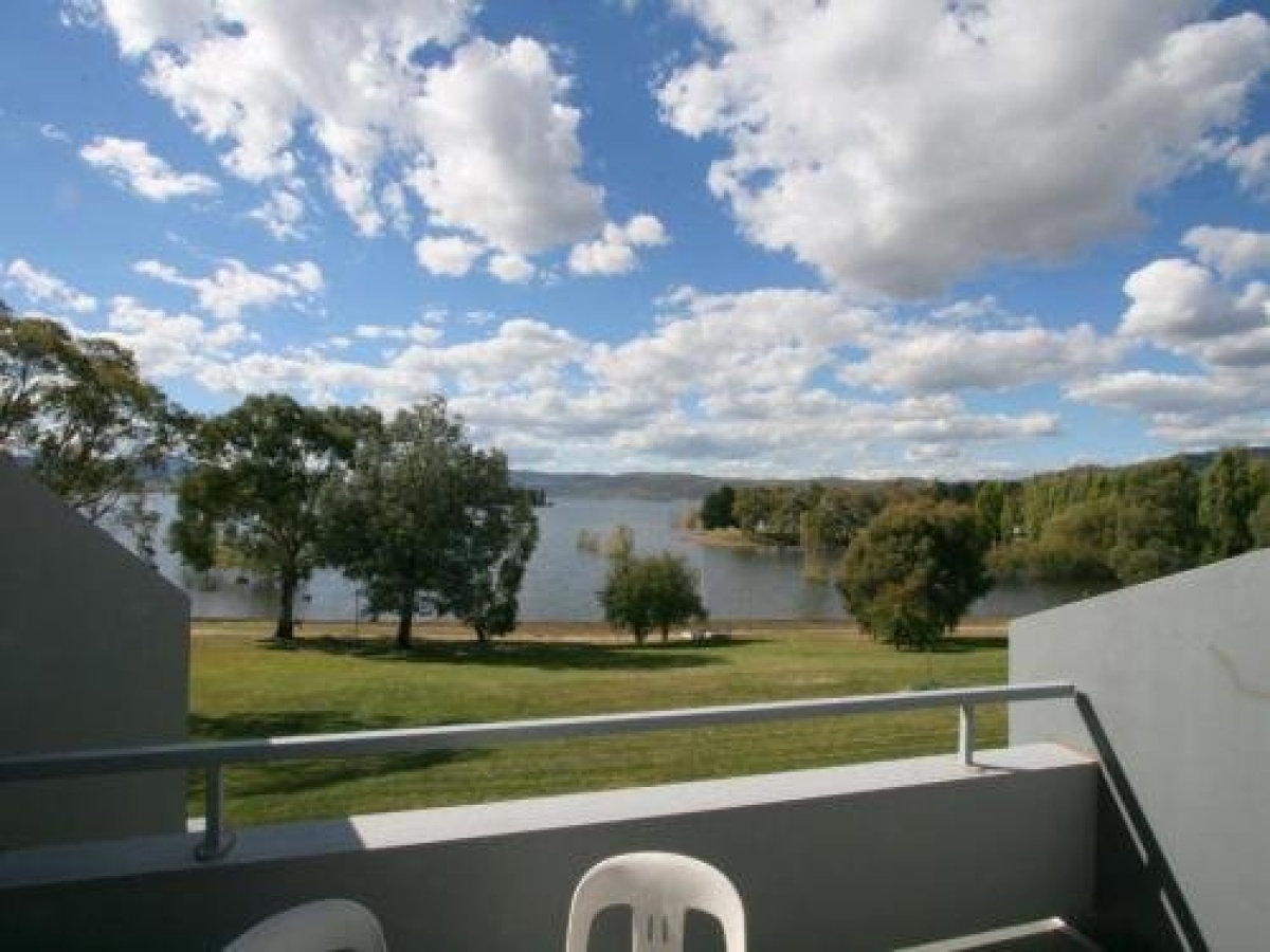 Hopkins River Homestead – Fireplace, Linen, WiFi, 4 bdrm