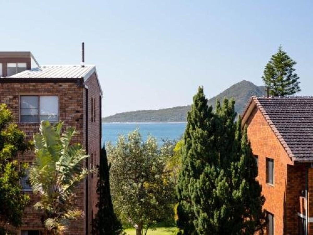 3 ‘ENDEAVOUR’, 13 ONDINE CL – LARGE THREE BEDROOM UNIT WITH FILTERED WATER VIEWS