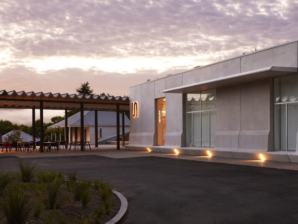 Bundanon Art Museum and the Bridge, Illaroo