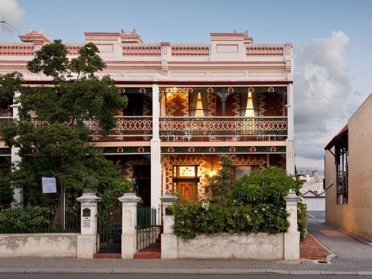 Annie’s Victorian Terrace Accommodation Fremantle
