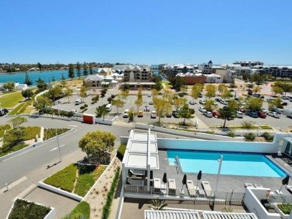 Bayview 608