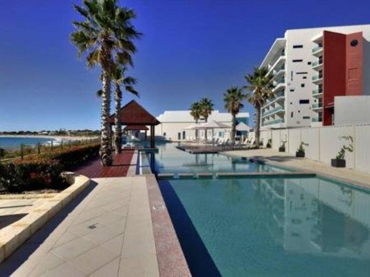 Sea Side 205