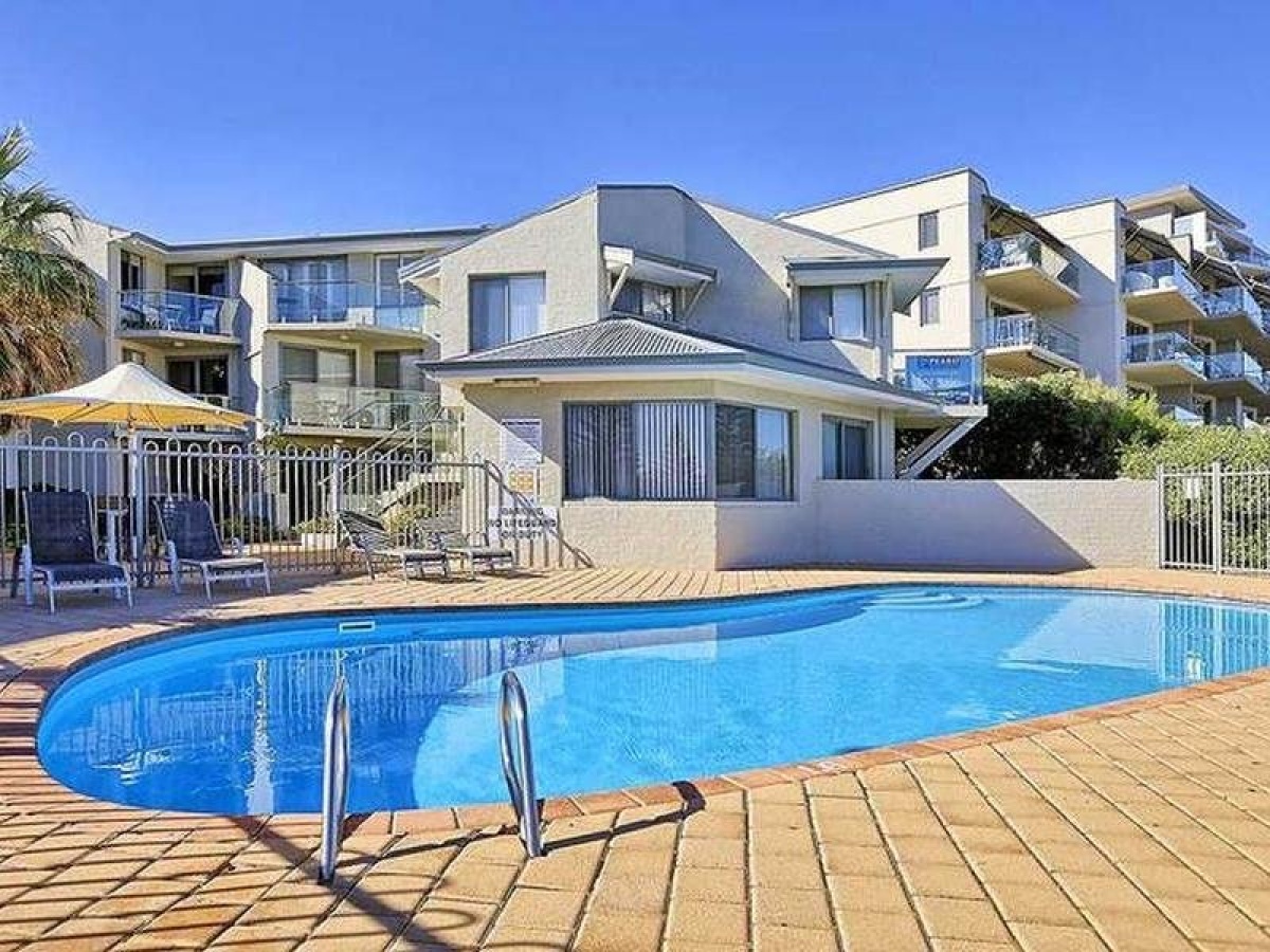 Shell 5 Apartment