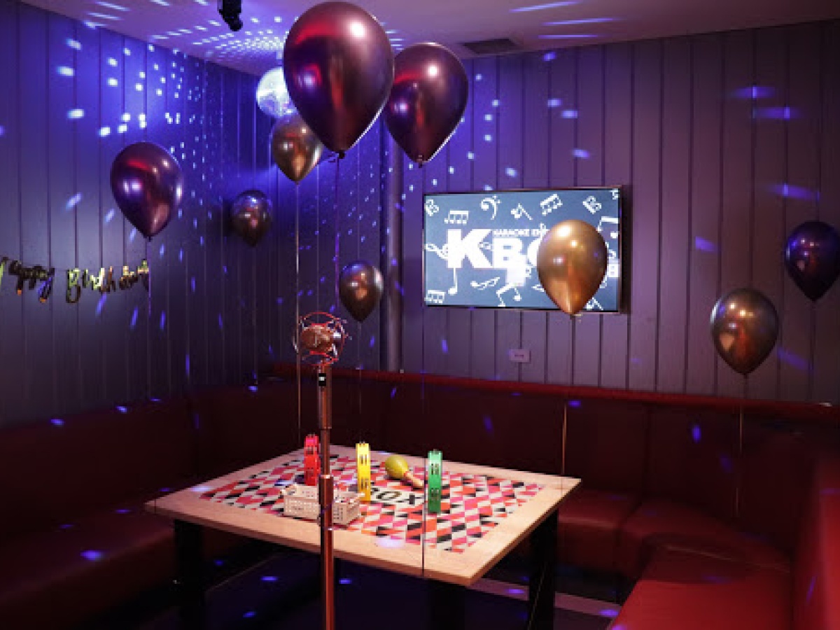 KBOX Cafe Karaoke Private Room, Melbourne
