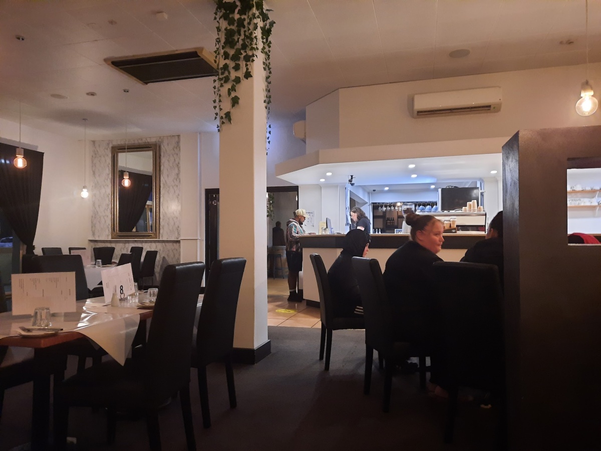 Bullfish Bar & Bistro