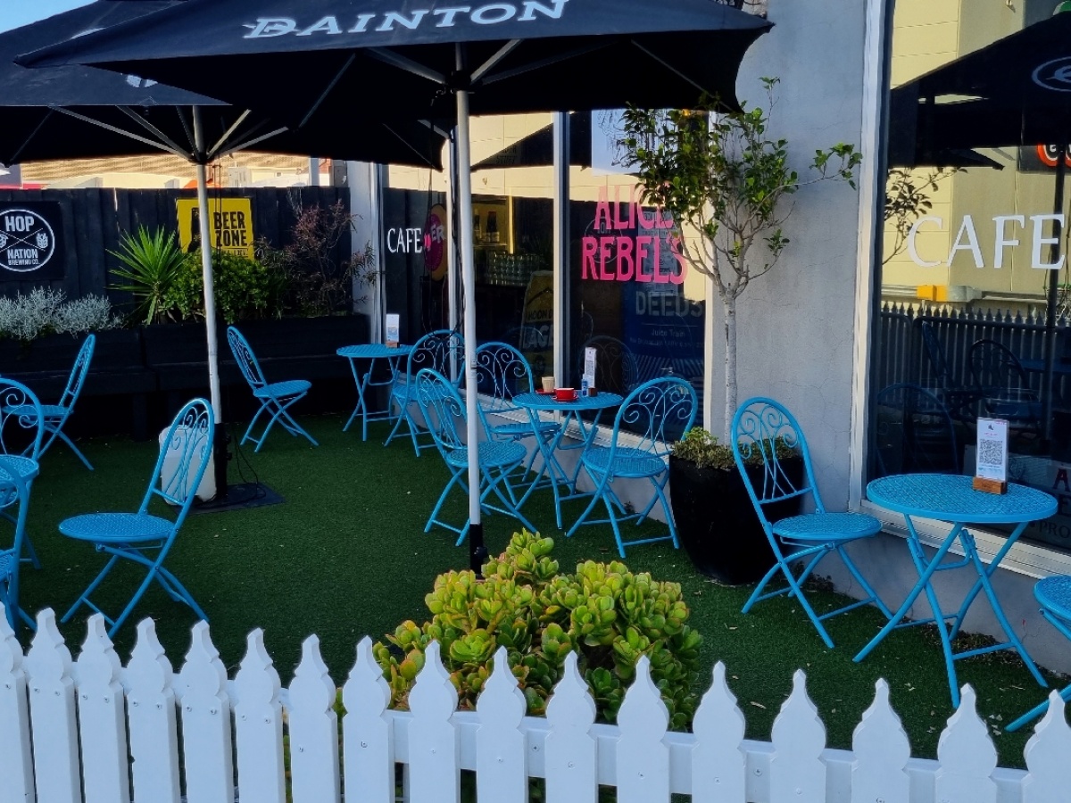 Alice Rebel’s Cafe & Bar