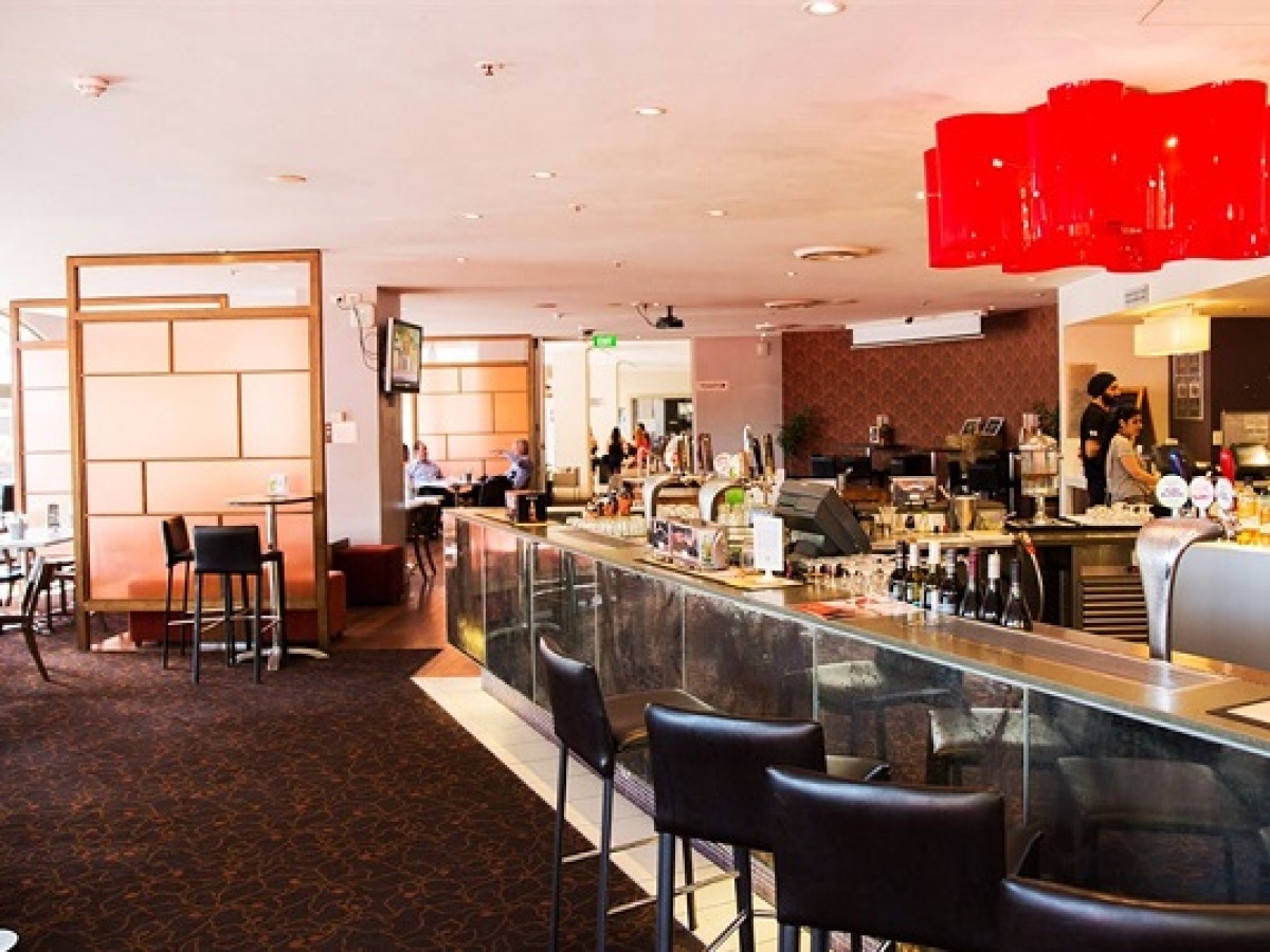 JB’s Bar and Grill
