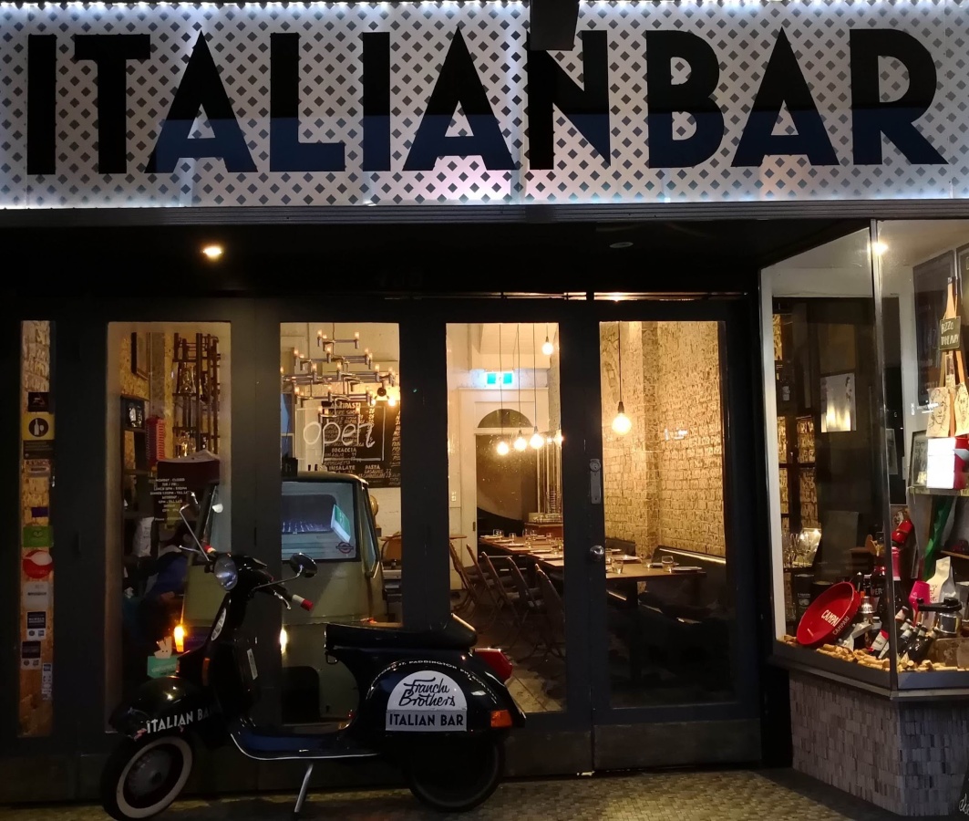 Italian Bar, Paddington