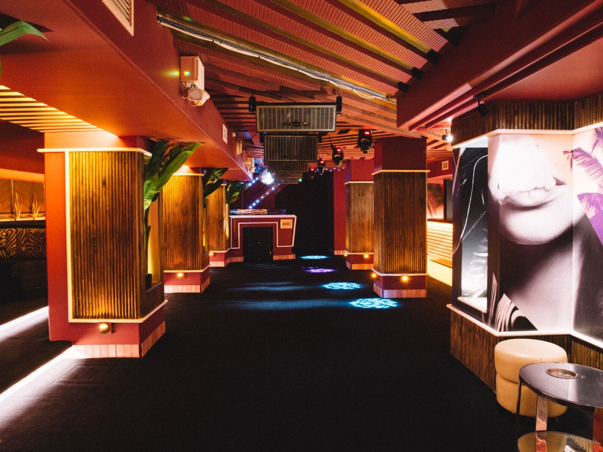 Flamingo Lounge
