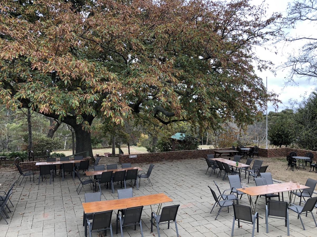 Mount Macedon Hotel