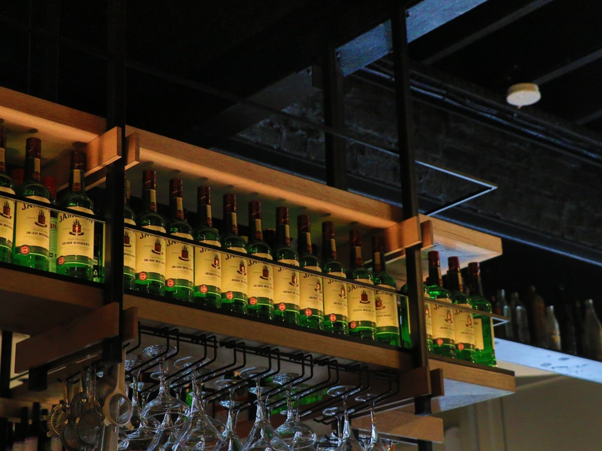 Jimmy O’Neills Whiskey & Alehouse